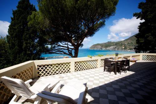 Villa Mare Blu Levanto Exteriör bild