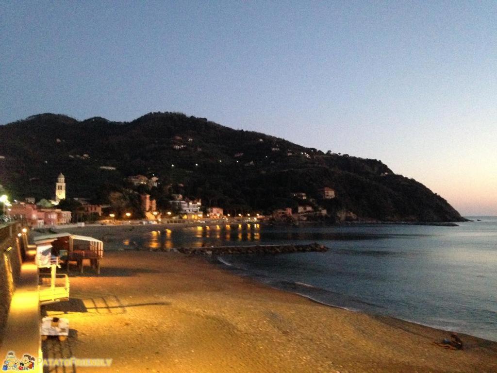 Villa Mare Blu Levanto Exteriör bild